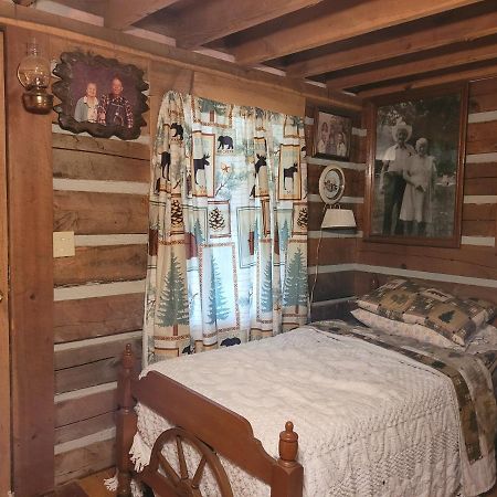 Mountain Memories Cabin Rental Booneville Kültér fotó
